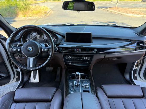 Used 2018 BMW X5 xDrive40e AWD/4WD image 13