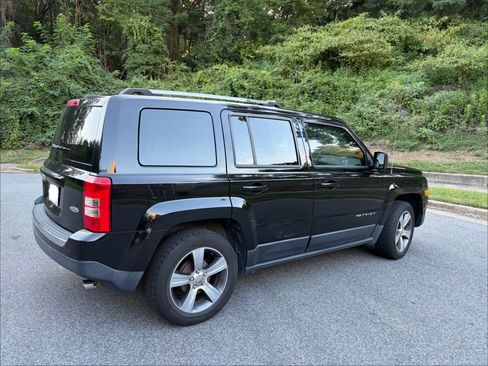 Used 2016 Jeep Patriot High Altitude FWD image 5
