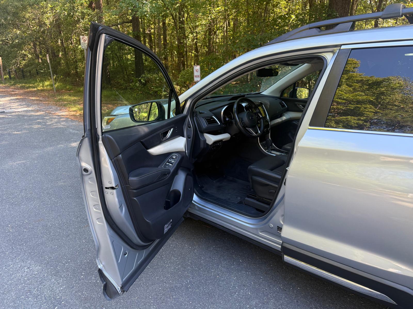 Used 2022 Subaru Ascent Limited AWD/4WD image 16