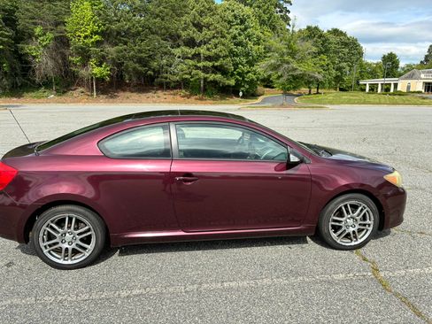 Used 2006 Scion tC image 13