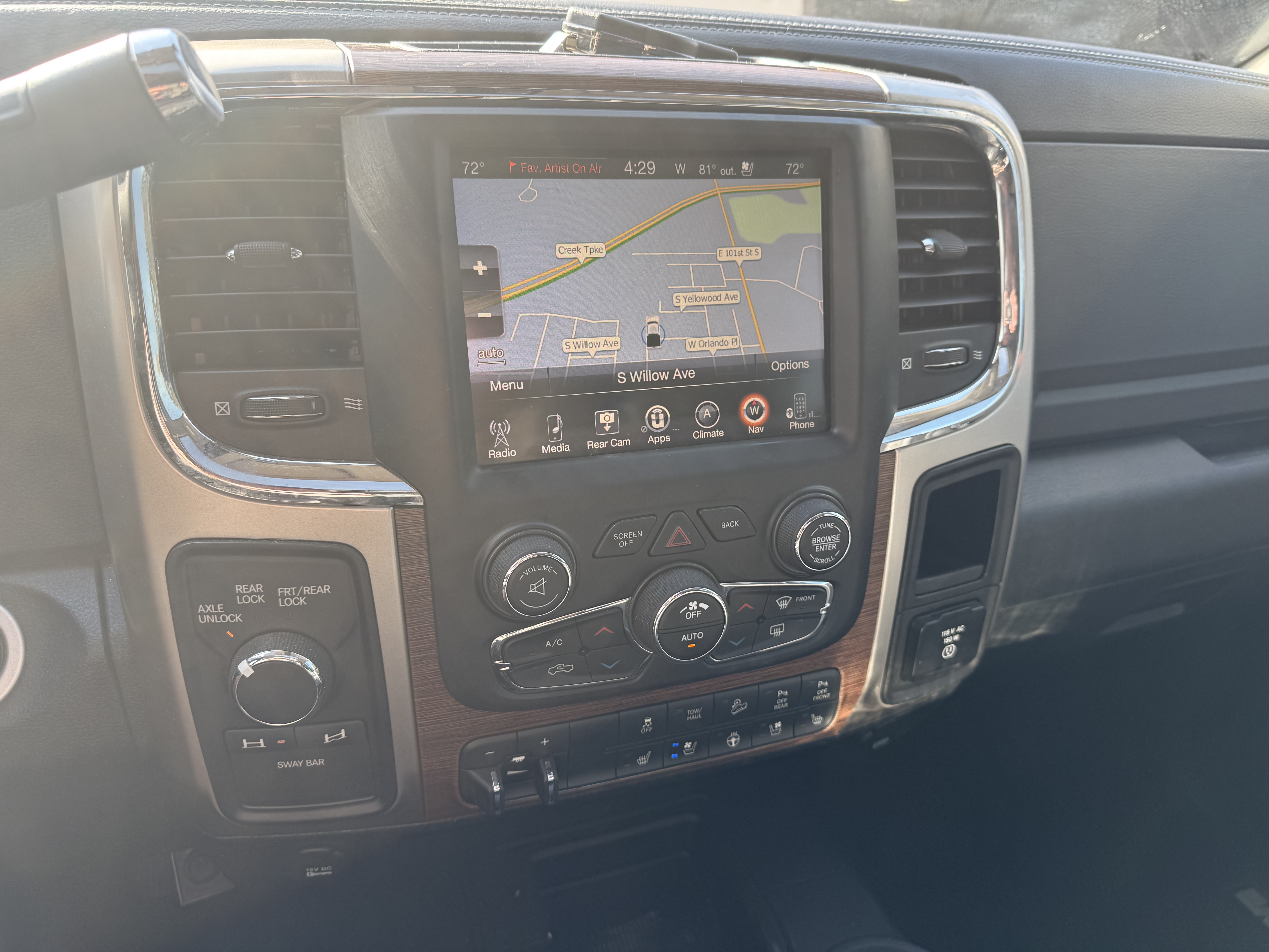 Used 2016 RAM 2500 Power Wagon Laramie AWD/4WD image 10