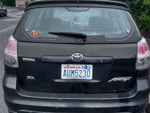 Used 2005 Toyota Matrix XR image 5