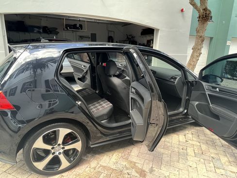 Used 2017 Volkswagen GTI S image 5