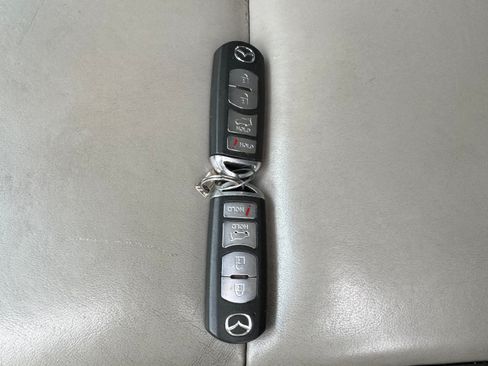 Used 2011 MAZDA CX-9 Grand Touring w/ Moonroof & Bose Audio Pkg image 7