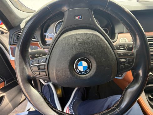 Used 2013 BMW M5 RWD image 6