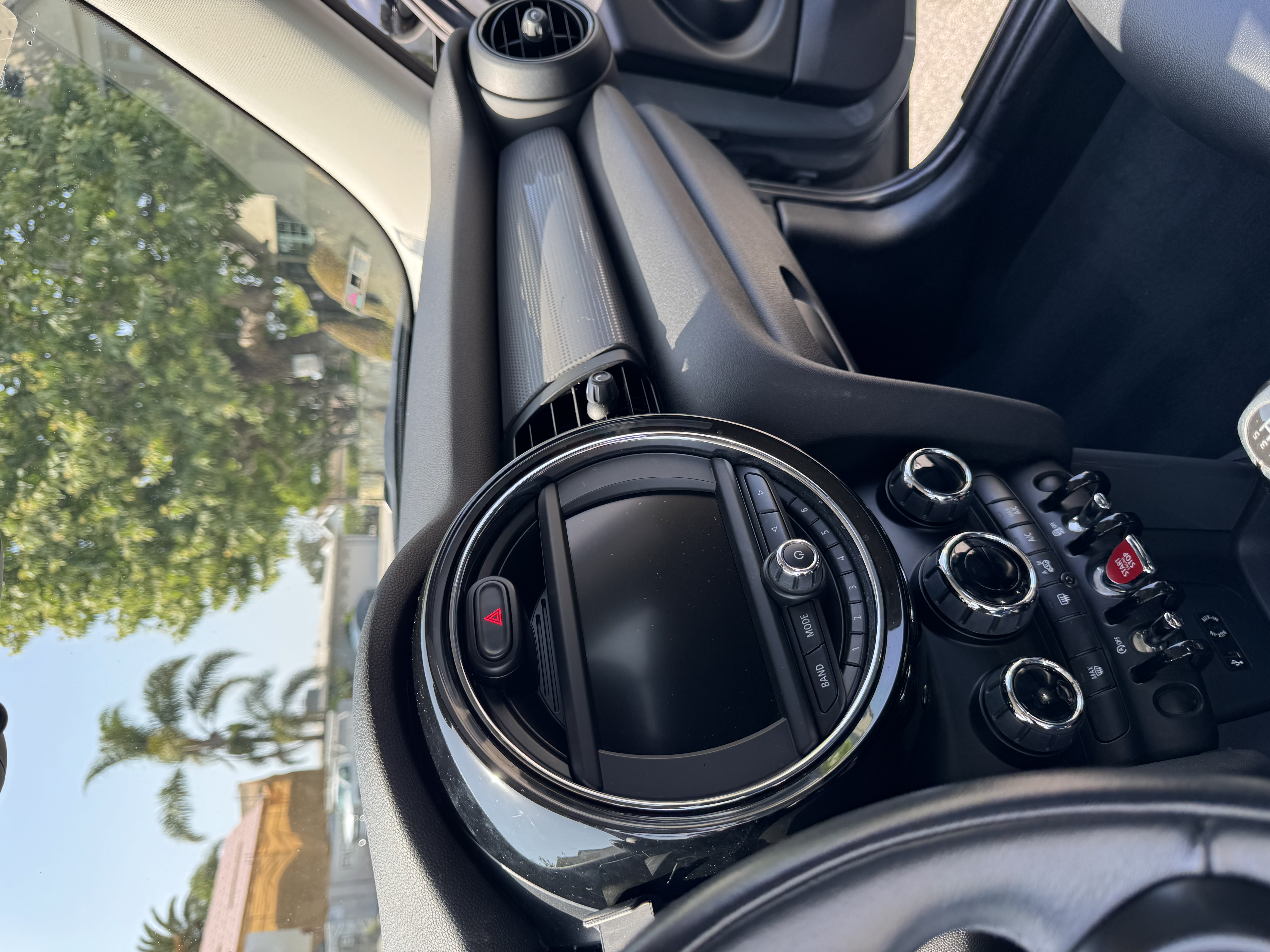 Used 2016 MINI Cooper 2-Door Hardtop FWD image 18