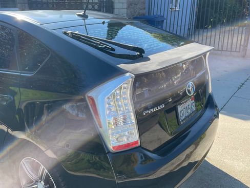 Used 2011 Toyota Prius One image 12