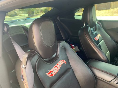 Used 2013 Chevrolet Camaro SS w/ Hot Wheels Special Edition RWD image 15