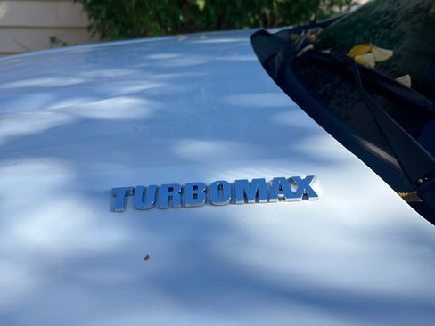 Used 2025 Chevrolet Silverado 1500 LT image 31