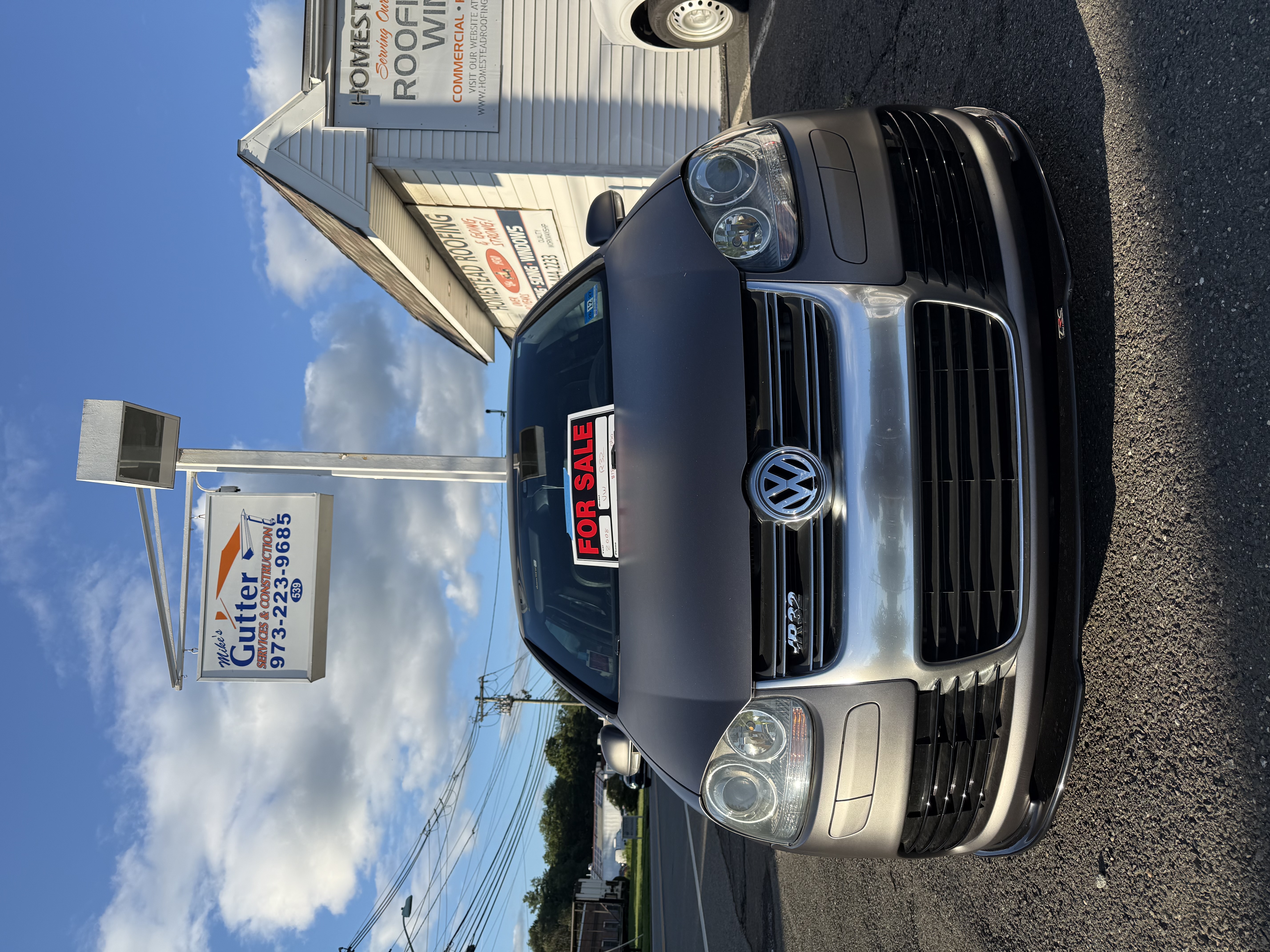 Used 2008 Volkswagen R32 AWD/4WD image 1