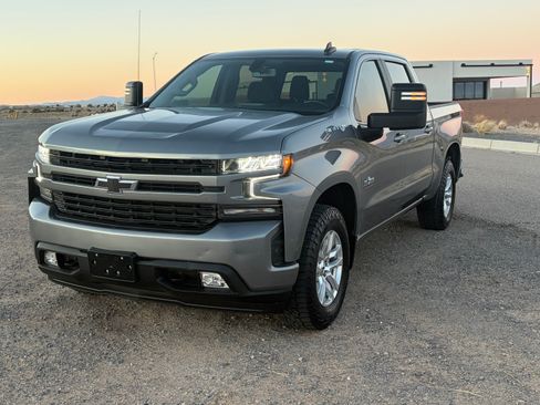 Used 2021 Chevrolet Silverado 1500 RST AWD/4WD image 5