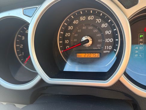 Used 2003 Toyota 4Runner Limited image 15