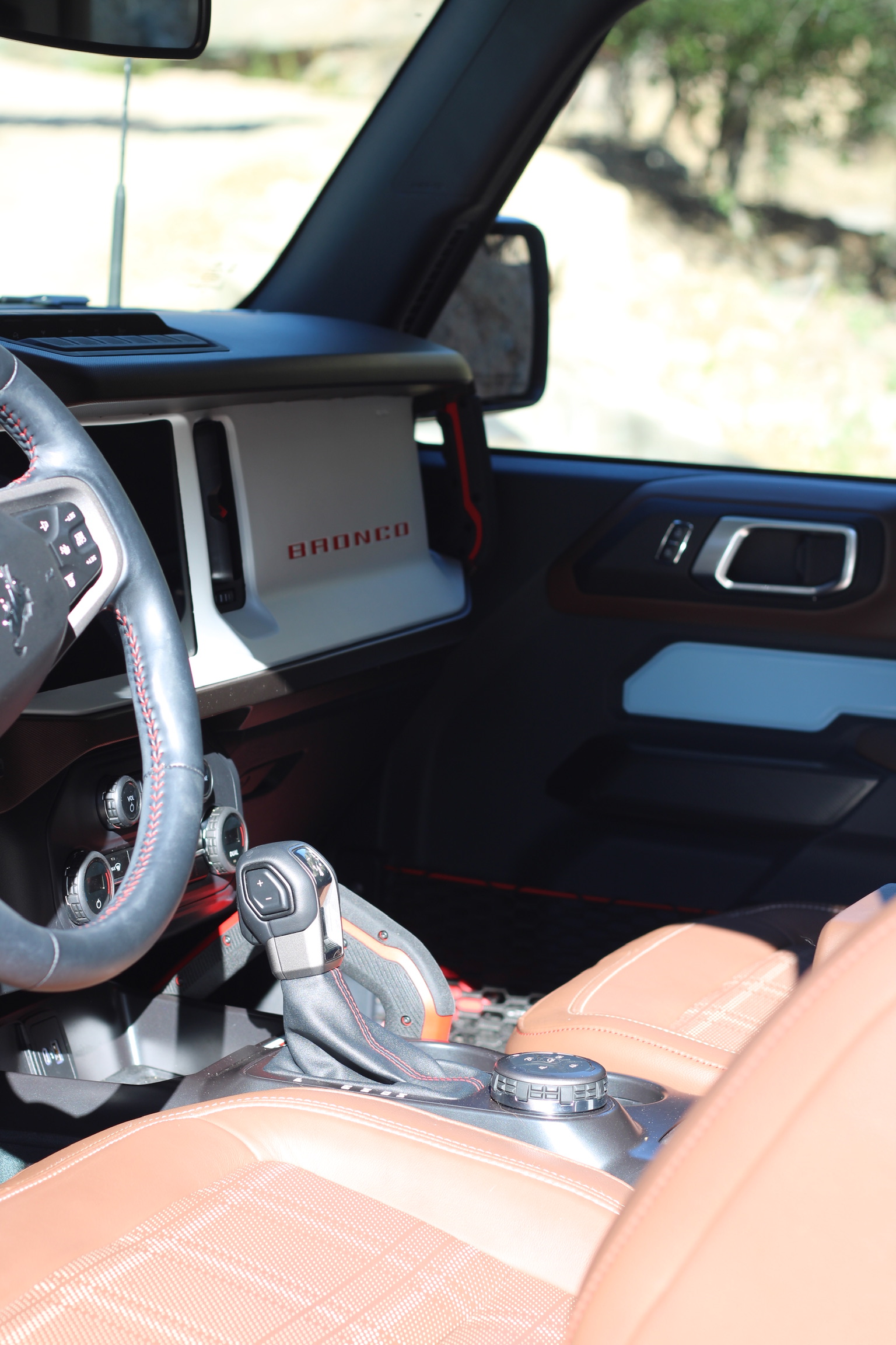 Used 2024 Ford Bronco Heritage Edition AWD/4WD image 22
