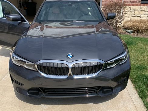 Used 2021 BMW 330i xDrive Sedan w/ Premium Package AWD/4WD image 5