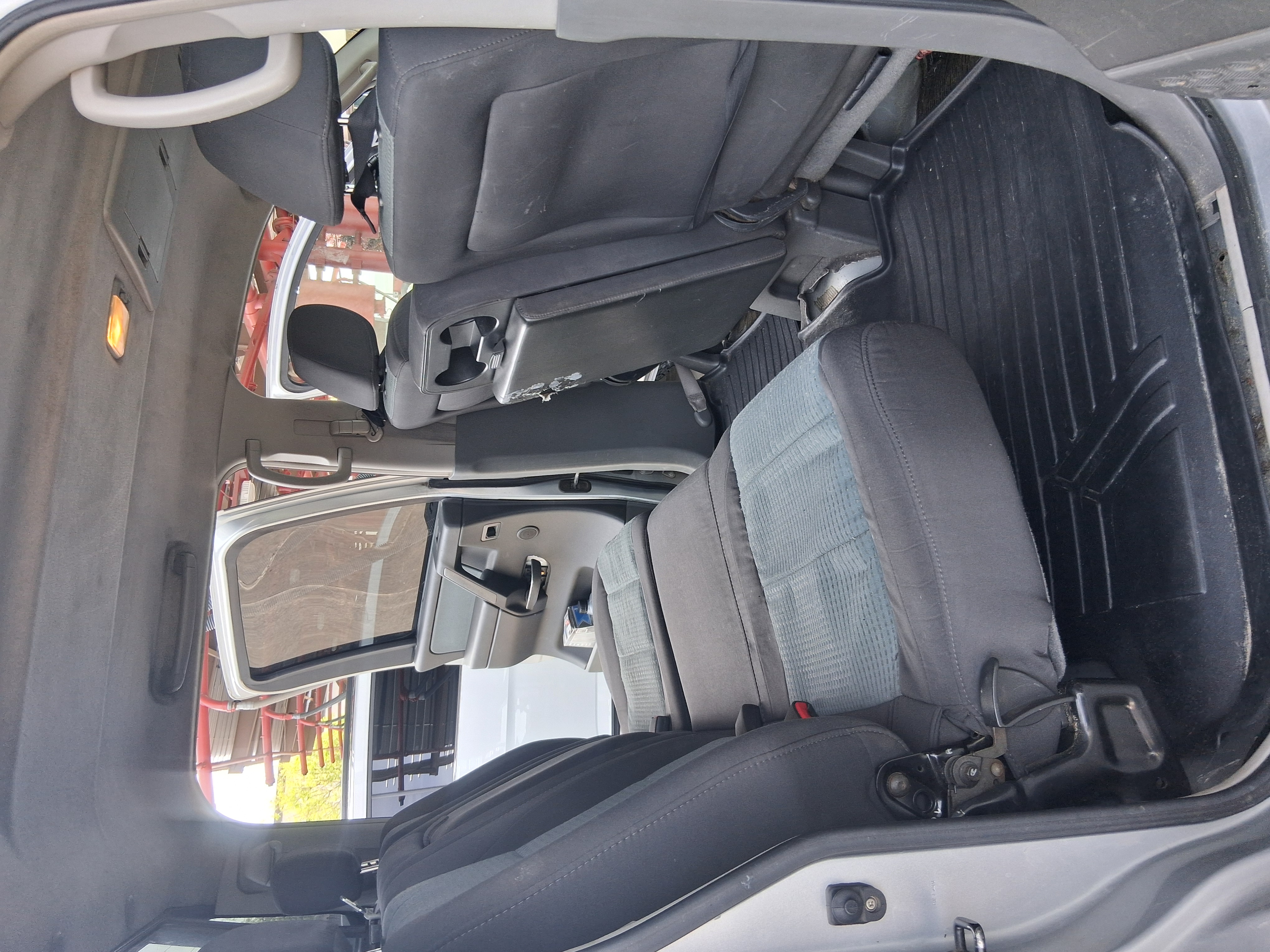 Used 2005 Nissan Titan SE AWD/4WD image 10