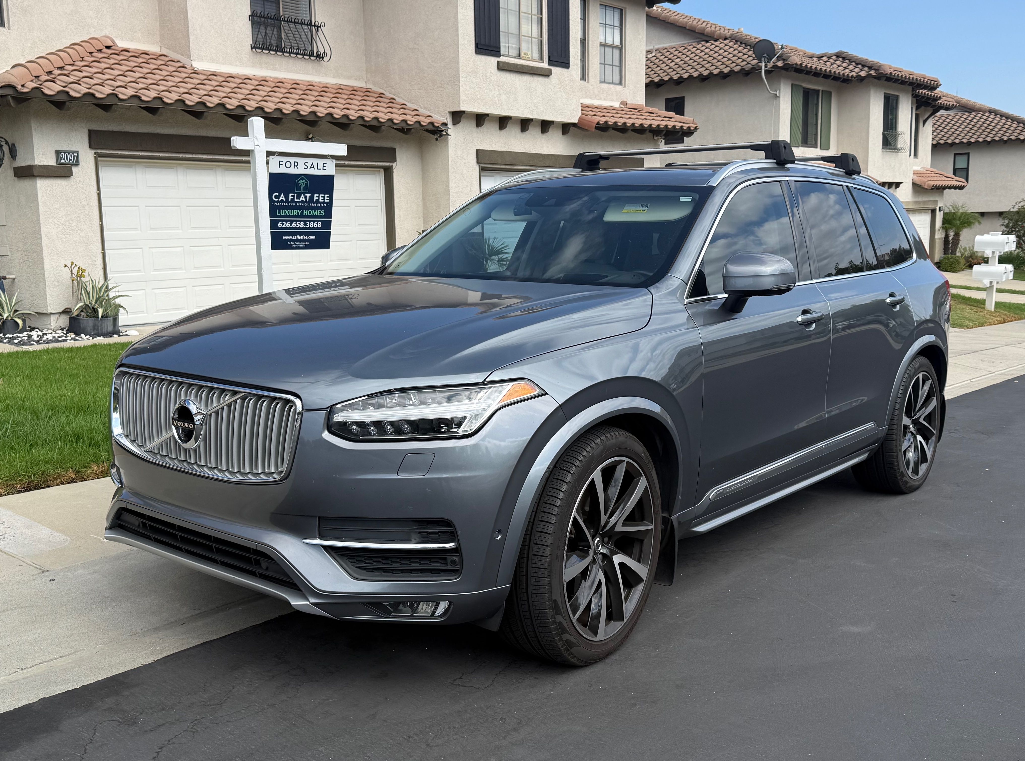 Used 2018 Volvo XC90 T6 Inscription w/ Convenience Package AWD/4WD image 2