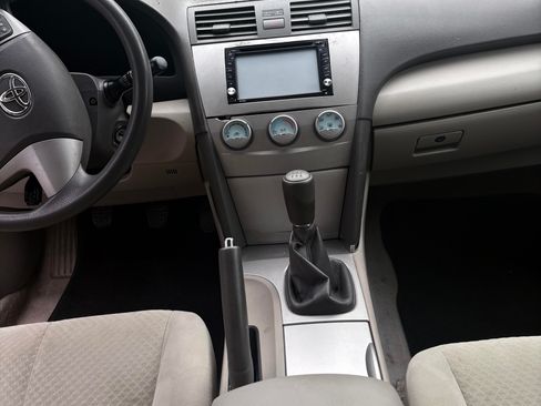 Used 2007 Toyota Camry CE FWD image 10