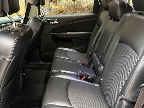 Used 2020 Dodge Journey Crossroad image 10