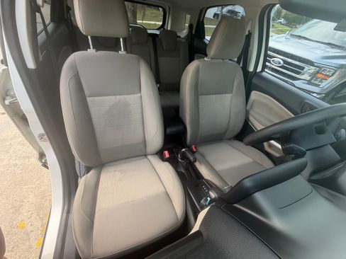 Used 2018 Ford EcoSport S FWD image 9