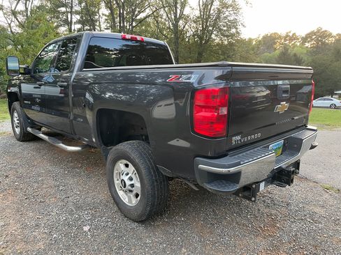 Used 2015 Chevrolet Silverado 2500 LT w/ Z71 Package, Off-Road image 5