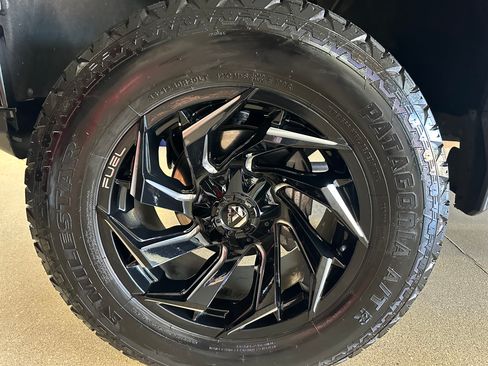 Used 2023 GMC Sierra 1500 Denali image 12