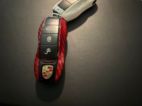 Used 2014 Porsche 911 Turbo S image 17