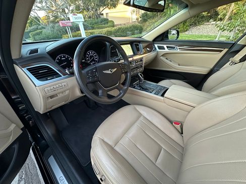 Used 2017 Genesis G80 3.8 image 20