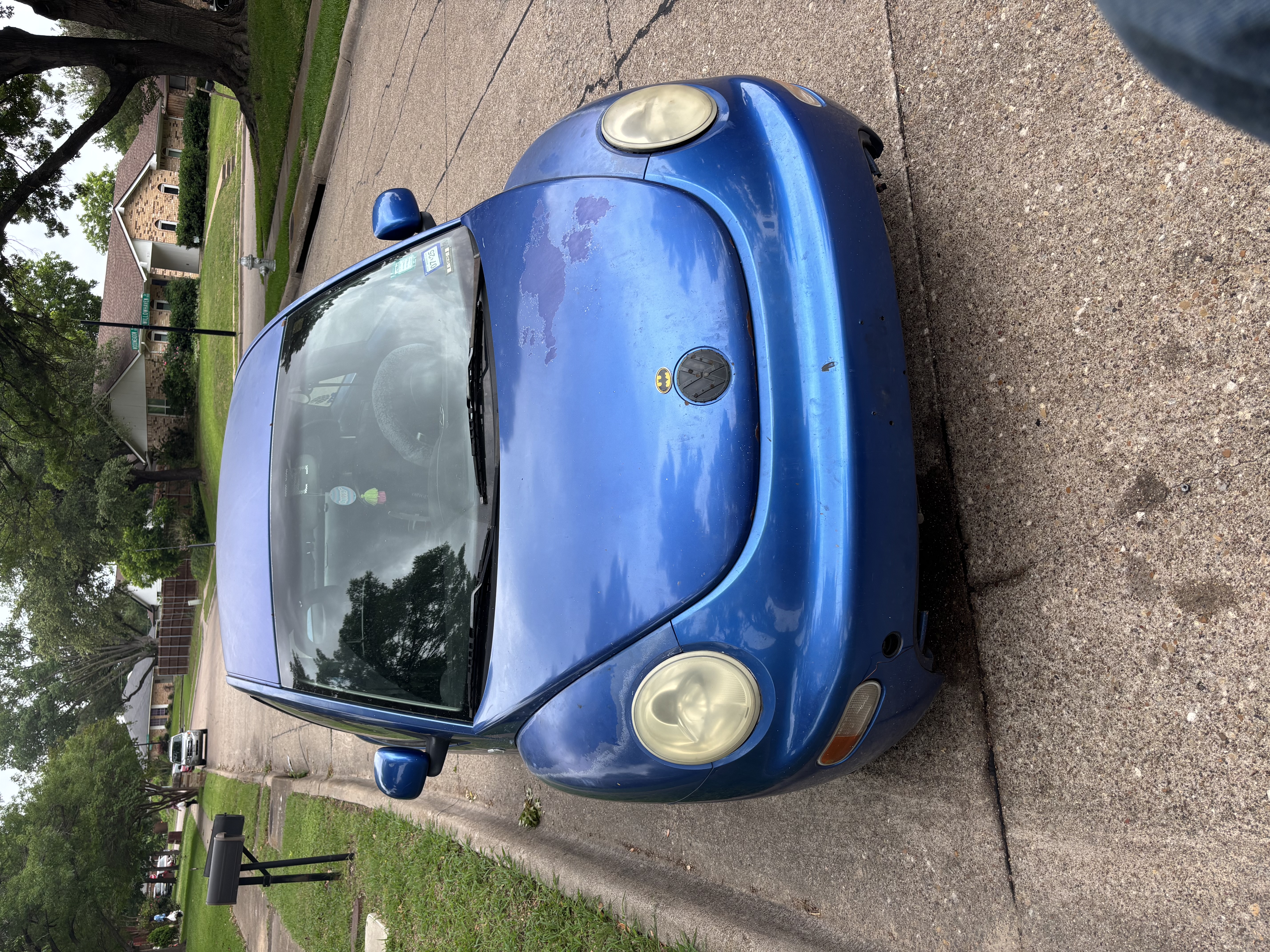 Used 1999 Volkswagen Beetle GLS FWD image 1