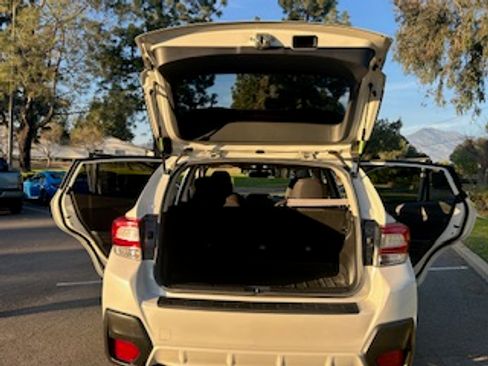 Used 2019 Subaru Crosstrek 2.0i Premium image 10