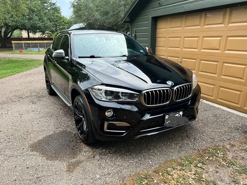 Used 2017 BMW X6 sDrive35i image 9