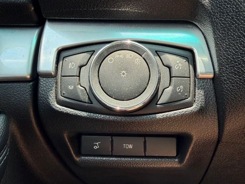 Used 2016 Ford Explorer Limited w/ Equipment Group 301A AWD/4WD image 17