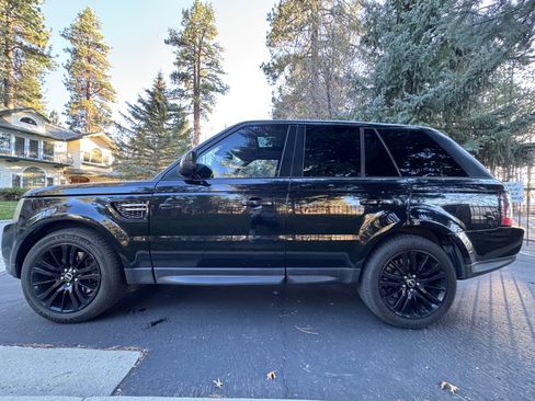 Used 2012 Land Rover Range Rover Sport HSE image 18