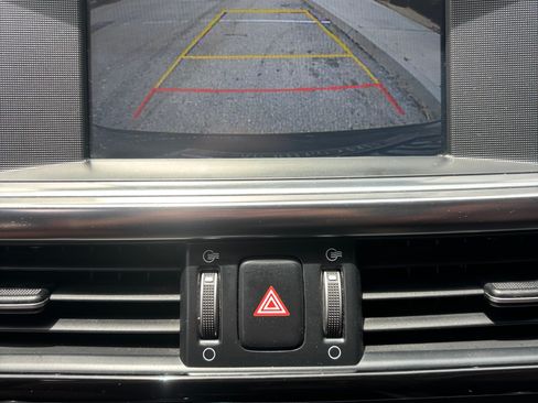 Used 2017 Kia Optima EX FWD image 10