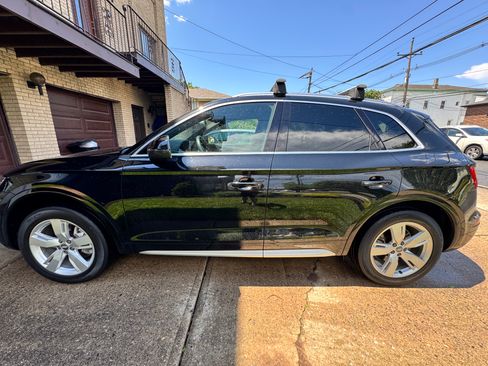 Used 2019 Audi Q5 2.0T Premium Plus w/ Premium Plus Package AWD/4WD image 15
