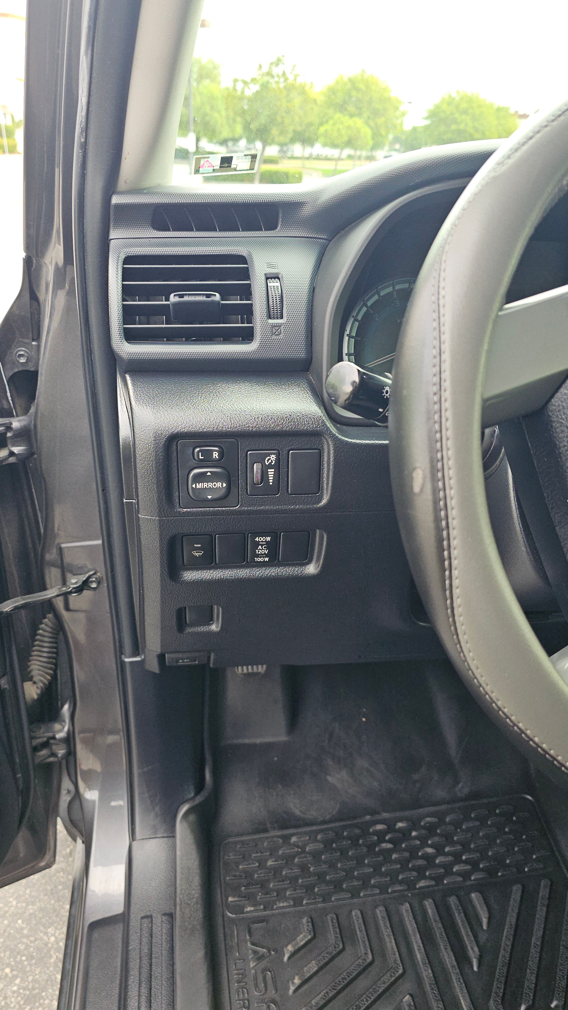 Used 2014 Toyota 4Runner SR5 Premium RWD image 21