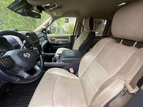 Used 2020 RAM 2500 Limited image 14