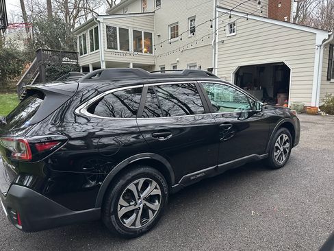 Used 2020 Subaru Outback Limited image 5