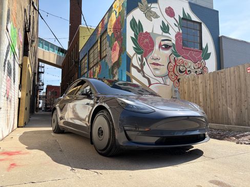 Used 2022 Tesla Model 3 Long Range image 14