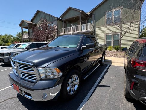 Used 2018 RAM 1500 Big Horn AWD/4WD image 2
