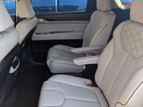 Used 2022 Hyundai Palisade Calligraphy AWD/4WD image 9