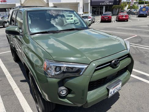 Used 2022 Toyota 4Runner Trail Special Edition AWD/4WD image 5
