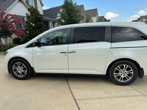 Used 2013 Honda Odyssey EX-L image 8