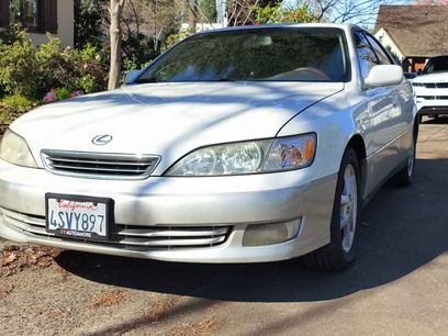 Used 2001 Lexus ES 330