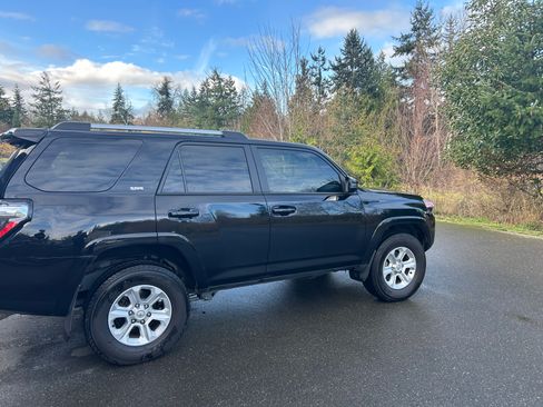 Used 2023 Toyota 4Runner SR5 image 9