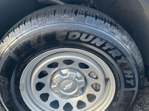 Used 2020 Chevrolet Silverado 1500 W/T w/ WT Convenience Package image 2