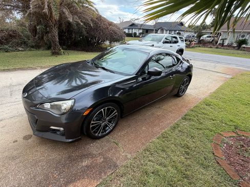 Used 2016 Subaru BRZ Limited image 2