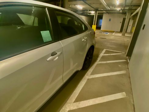 Used 2024 Toyota Corolla SE image 9