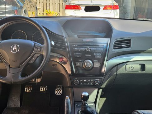 Used 2014 Acura ILX w/ Premium Package image 9