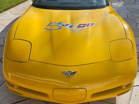 Used 2003 Chevrolet Corvette Convertible w/ Preferred Equipment Group1 image 9