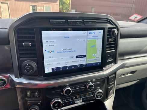 Used 2021 Ford F150 Lariat w/ Equipment Group 502A High AWD/4WD image 20
